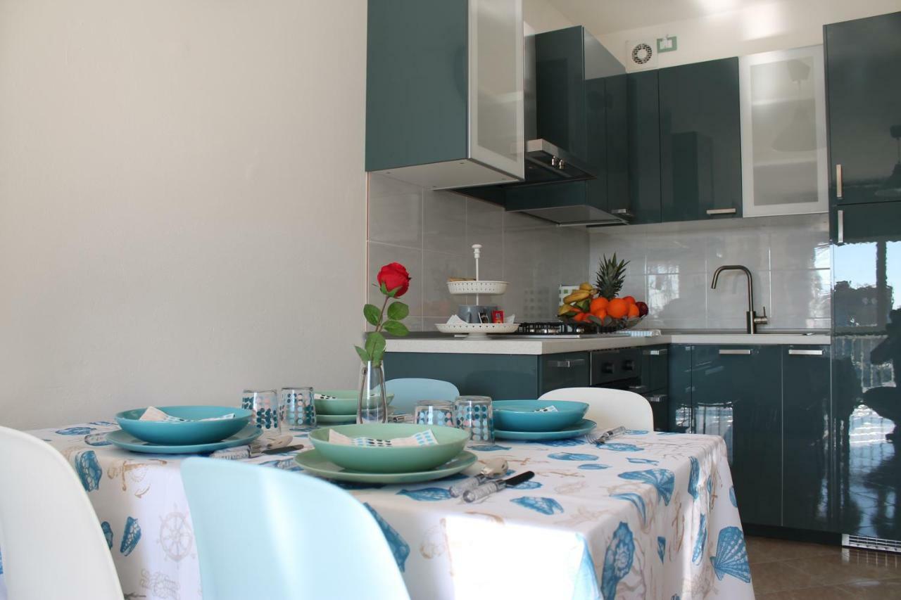 Blueholiday Apartment Piombino Bagian luar foto